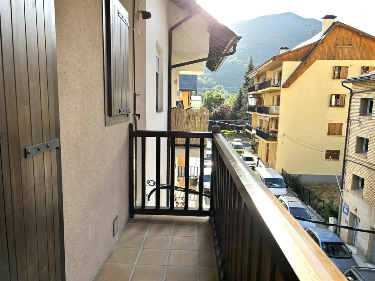 Apartament Encantador I Centric Amb Llar De Foc By Rural D'Aneu Esterri d'Àneu Exterior foto